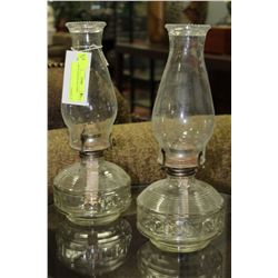 PAIR OF VINTAGE OIL LAMPS
