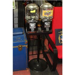 CANDY MACHINE WITH KEY