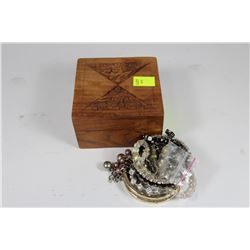 SMALL WOODEN HANDCARVED TRINKET BOX W/ CONTENTS