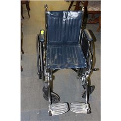 MEDLINE ADULT FOLDING WHEELCHAIR