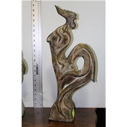 LARGE PORCELAIN ROOSTER