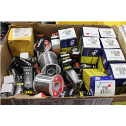 BOX OF LENOX SOULDER/ HALOGEN LIGHTS ETC