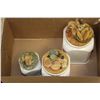 Image 1 : SET OF THREE DECORATIVE CANISTERS