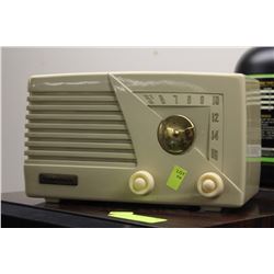 VINTAGE  "NORTHERN ELECTRIC" RADIO