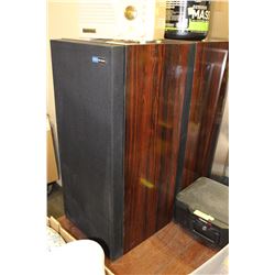 PIONEER CS549 3-WAY SPEAKERS - 31" H X 14" W