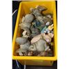 Image 1 : SMALL TOTE OF CERAMIC & POTTERY ANIMALS