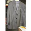 Image 1 : HUGO BOSS SUIT JACKET