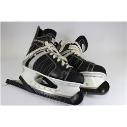 MENS HOCKEY SKATES SIZE 8