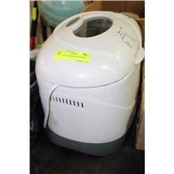 BLACK & DECKER BREAD MAKER