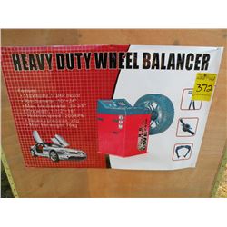 Heavy Duty wheel balancer -New