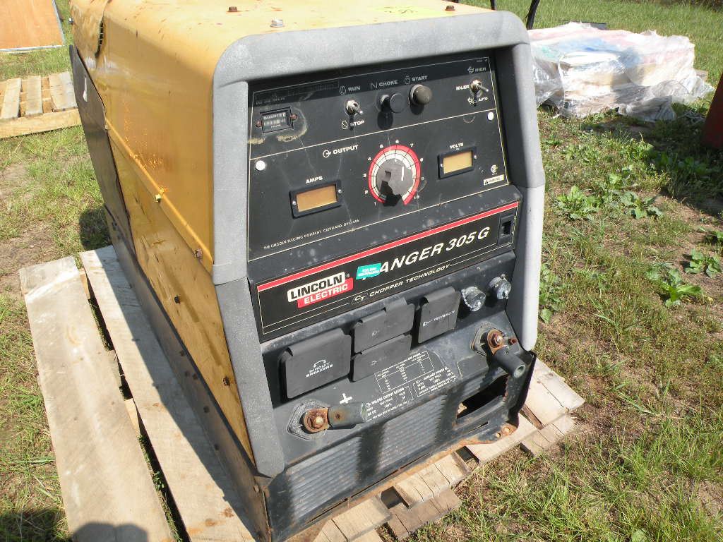 Lincoln Ranger 305G electric welder