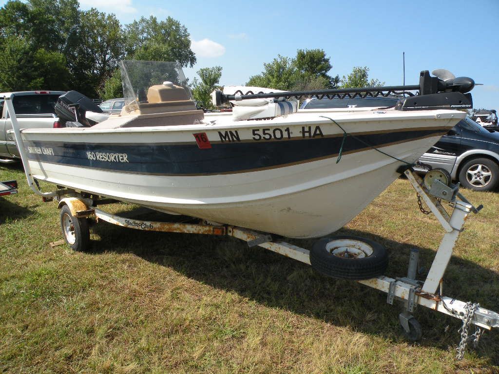 1997 Smokercraft 160 Resorter w/1997 trailer SNSMK59446B797