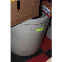 10 GALLON MEDALTA CROCK