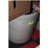 Image 1 : 10 GALLON MEDALTA CROCK