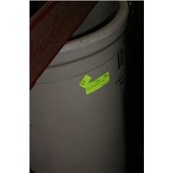 10 GALLON REDCLIFF CROCK