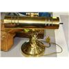 Image 1 : BRASS BANKERS LAMP