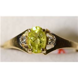14K Gold Peridot & Diamond Ring