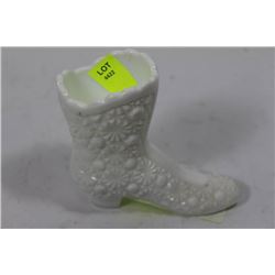 OPALESCENT MILK GLASS BY FENTON