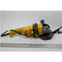 DEWALT DW831 5" ANGLE GRINDER