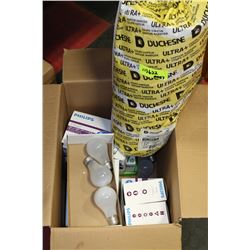 BOX OF LIGHT BULBS