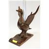 Image 1 : WOODEN CARVED DUCK