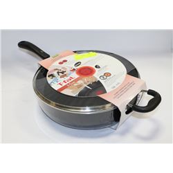 NEW T-FAL JUMBO COOKER WITH LID (VIVAL) 5QT