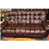 Image 2 : MAROON LEATHER LA-Z-BOY SOFA SET