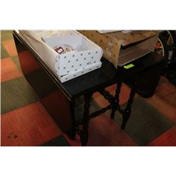 ANTIQUE WOODEN KITCHEN TABLE