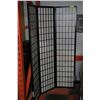 Image 1 : DARK BROWN 3-PANEL ROOM DIVIDER