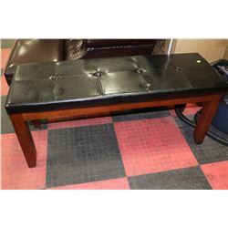 WOOD AND LEATHERETTE BENCH