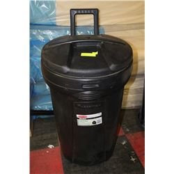 GARBAGE CAN