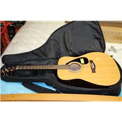YAMAHA F-310 BLOND GUITAR WITH CASE