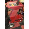 Image 1 : TROY-BUILT JUNIOR TOMAHAWK WOOD CHIPPER