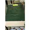 Image 1 : 1957 VINTAGE WEBSTERS DELUXE DICTIONARY