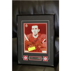 MAURICE RICHARD FRAMED AND SIGNED HOCKEY PICTURE