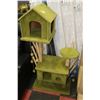 Image 1 : DELUXE CAT CONDO - 4' 5" TALL W/ 15" X 26"