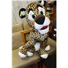 Image 1 : GIANT STUFFED LEOPARD