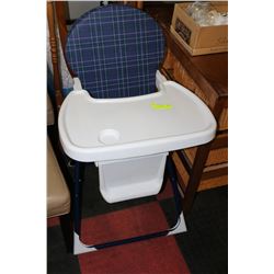 BLUE & WHITE ELFE BABY HIGHCHAIR