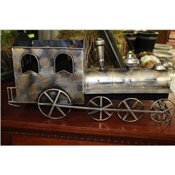 LARGE METAL STEAM ENGINE PLANT HOLDER
