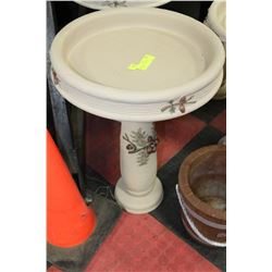 BEIGE ACORN CONCRETE 16" BIRD BATH