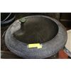 Image 1 : BLACK GRAY 19" GROUND BIRD BATH