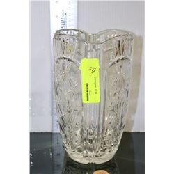 ART GLASS FLORAL VASE