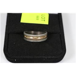 VINTAGE STERLING SILVER RING