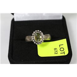 VINTAGE STERLING SILVER RING W GREEN STONES