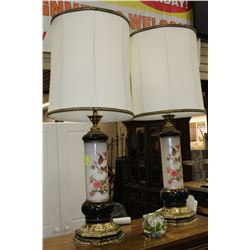 PAIR OF VINTAGE BRASS AND GLASS BIRD LAMPS