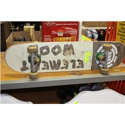 PREMIUM AMERICAN SKATEBOARD