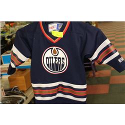 CCM SIZE 2-4T OILERS JERSEY