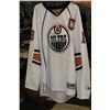 Image 1 : #18 MOREAU OILERS JERSEY - SIZE XL SIGNED BY ETHAN