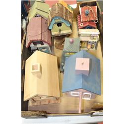 FLAT OF 9 BIRD HOUSES