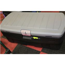 LARGE BLACK INDOOR/OUTDOOR LOCKABLE